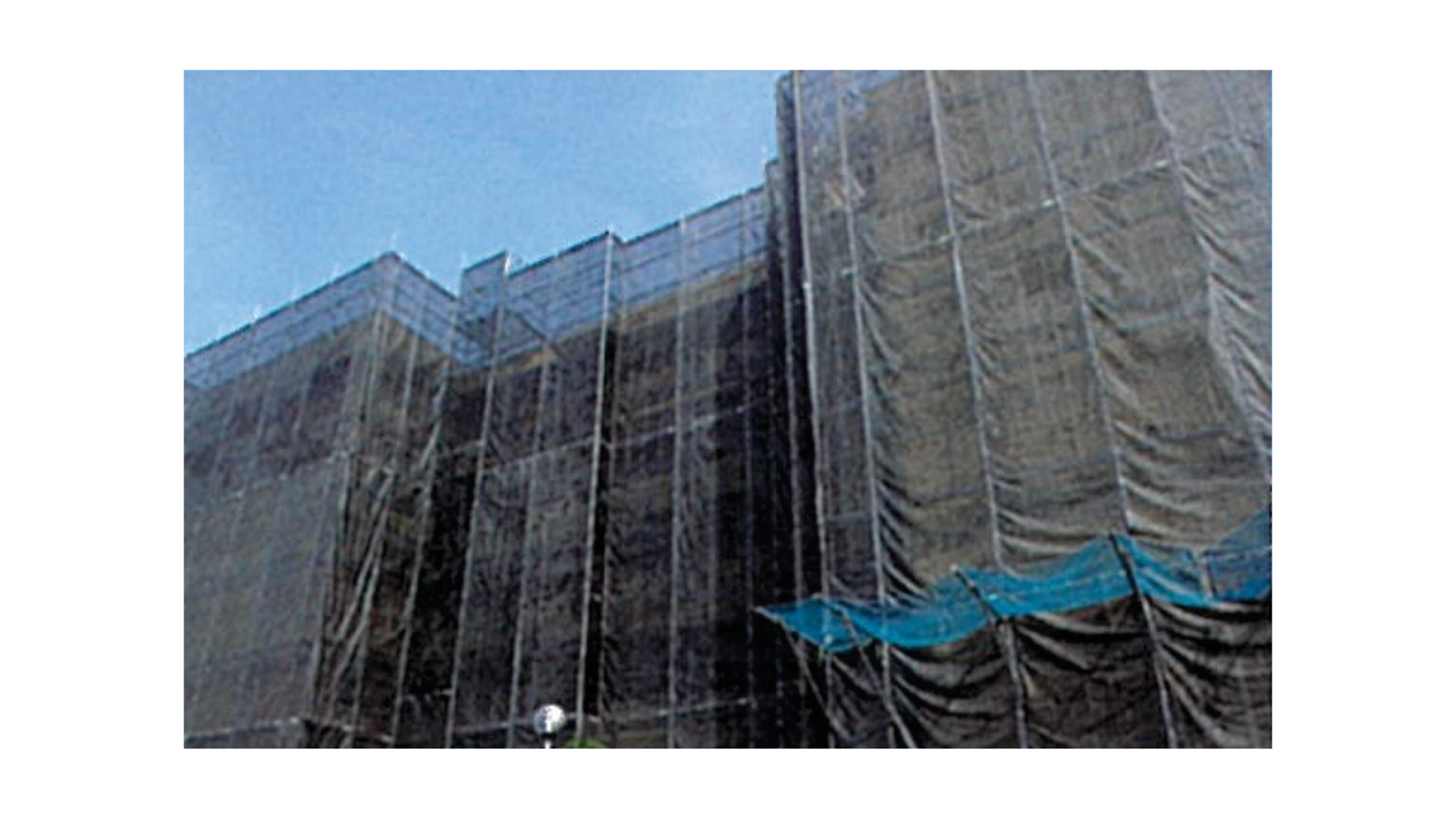 養生シート洗浄水切り機_NSM-25R型_建設現場で使用されるネットやメッシュシートの洗浄、水切り機